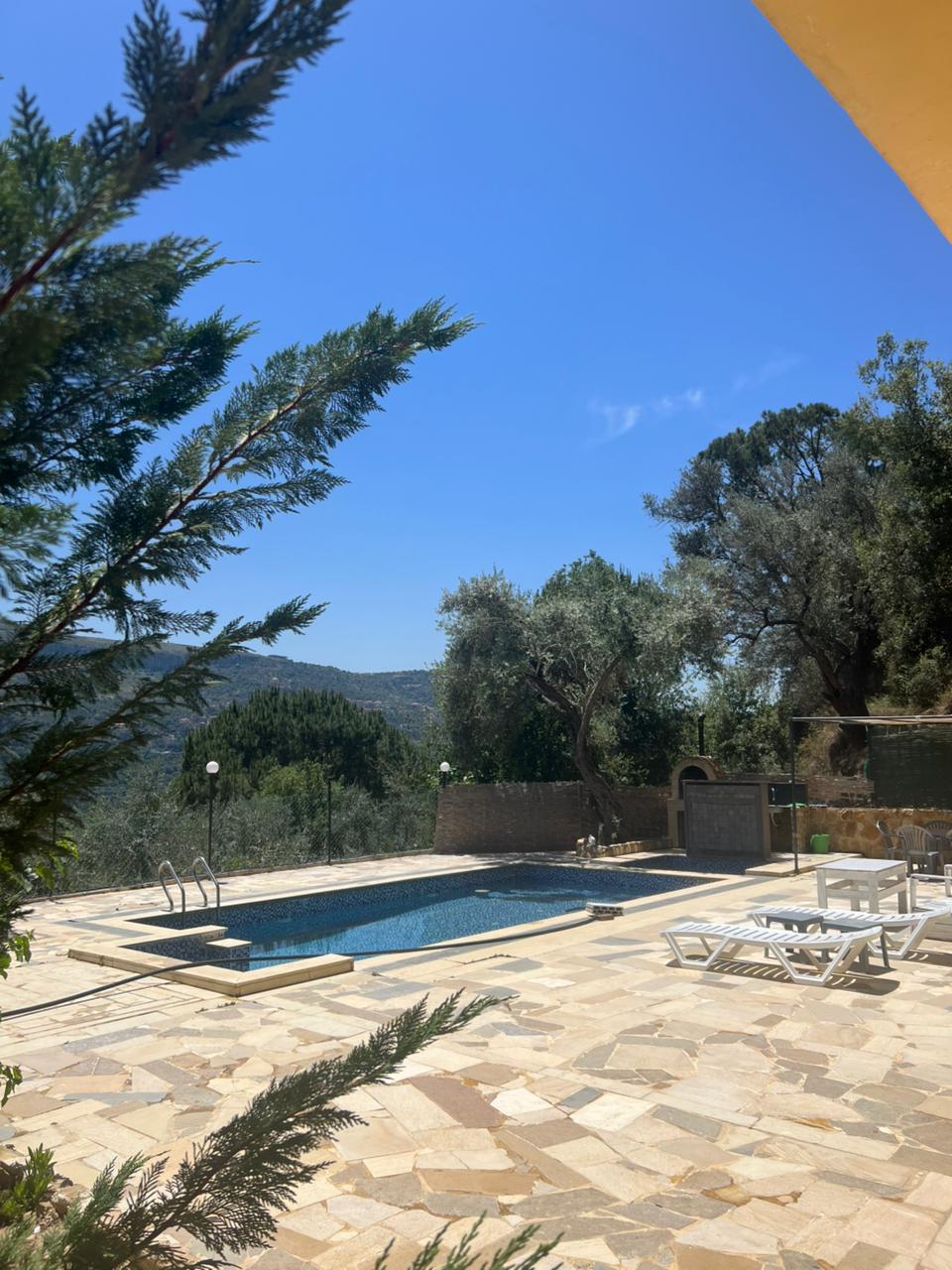 Heaven Private Pool and Chalet – Kfarmatta