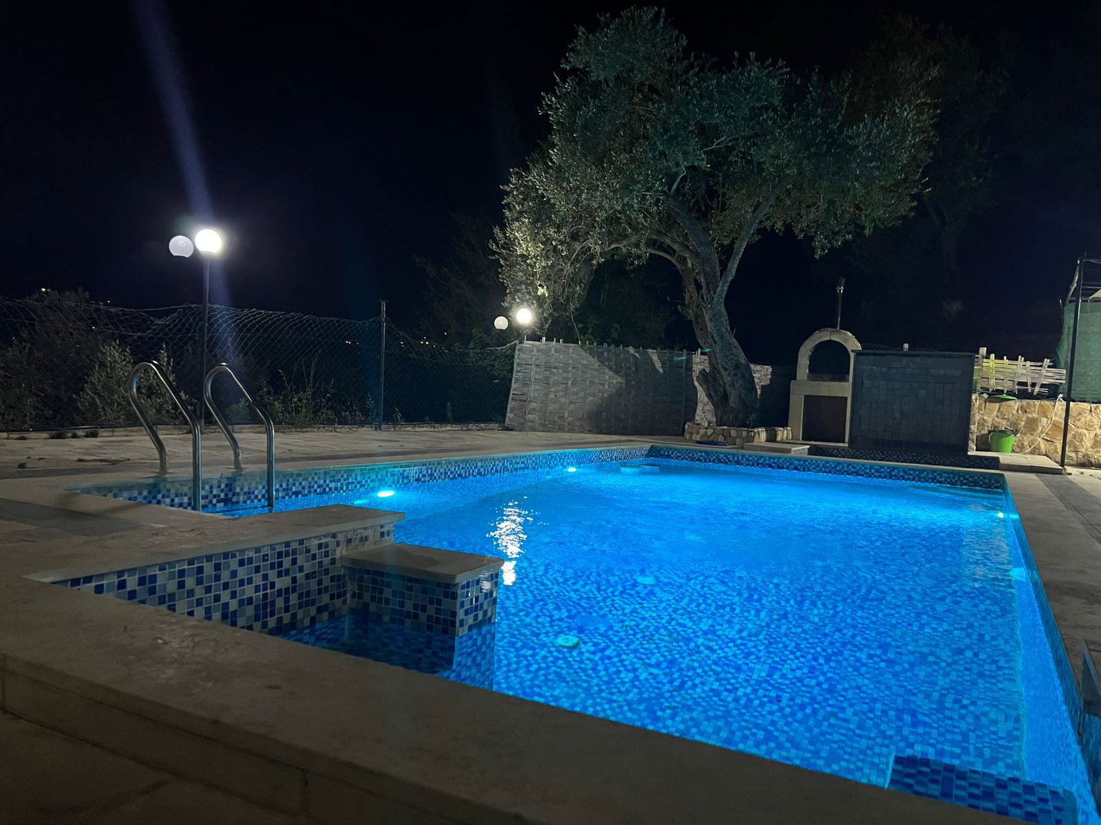 Heaven Private Pool and Chalet – Kfarmatta