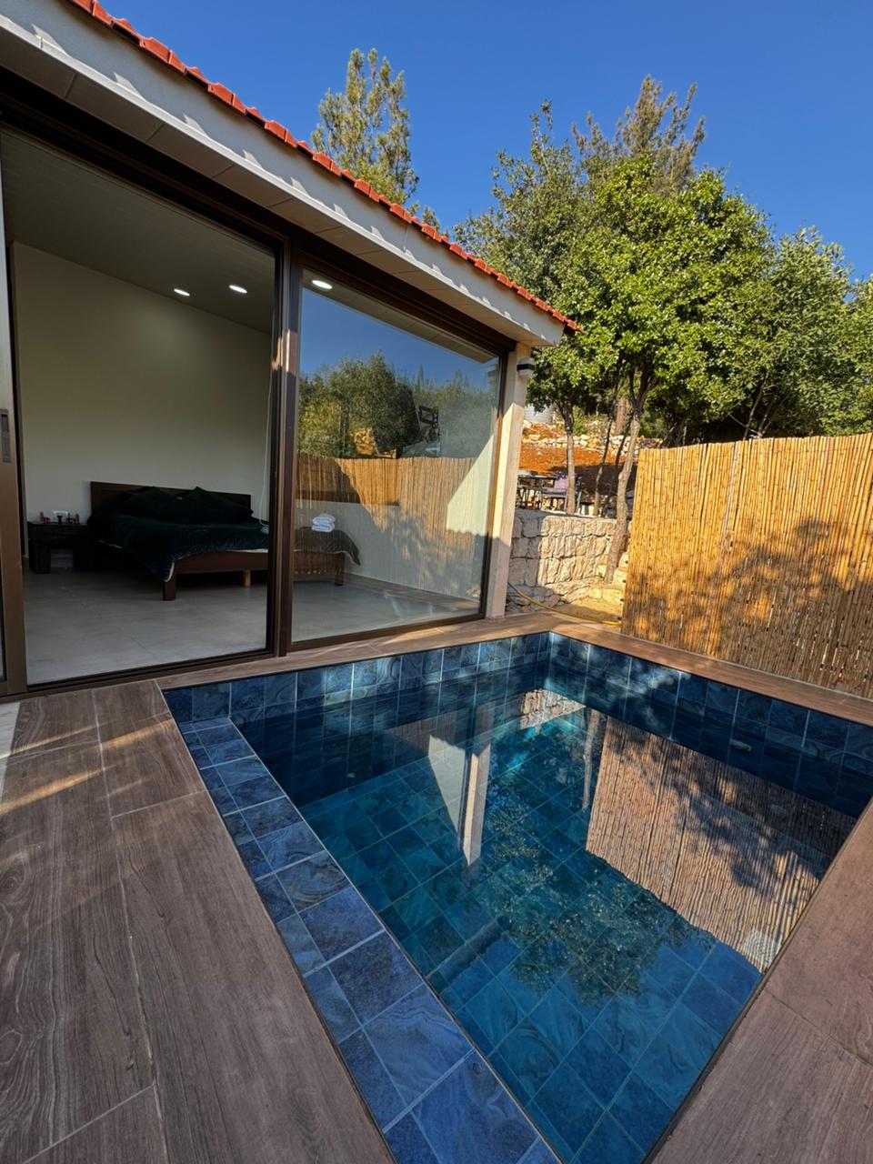 Emerald Chalet with Private Pool – Ghedras, Jbeil