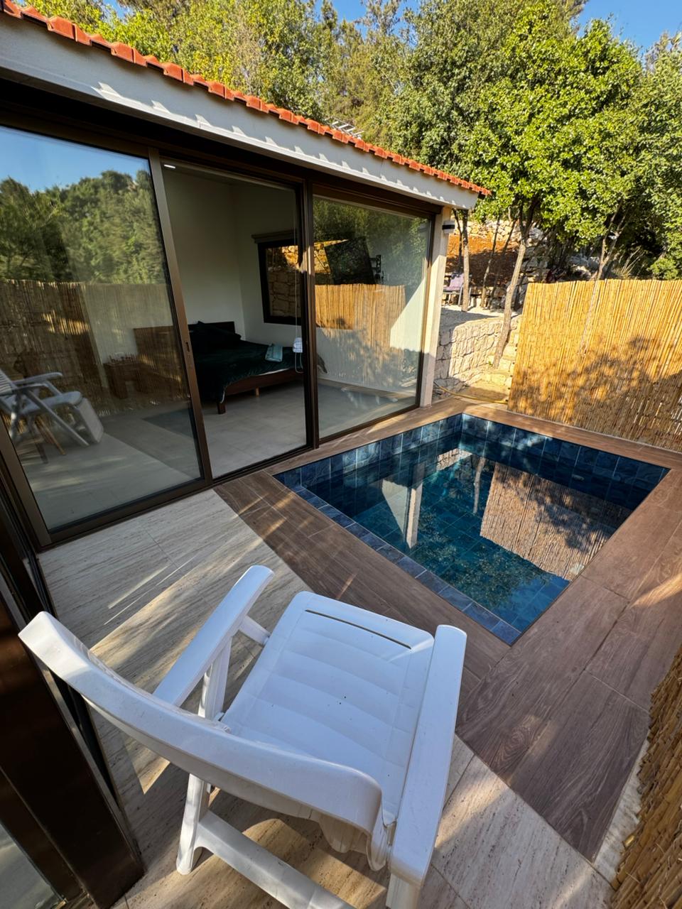 Emerald Chalet with Private Pool – Ghedras, Jbeil