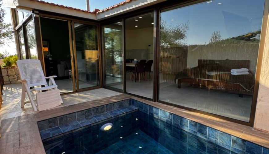 Emerald Chalet with Private Pool – Ghedras, Jbeil