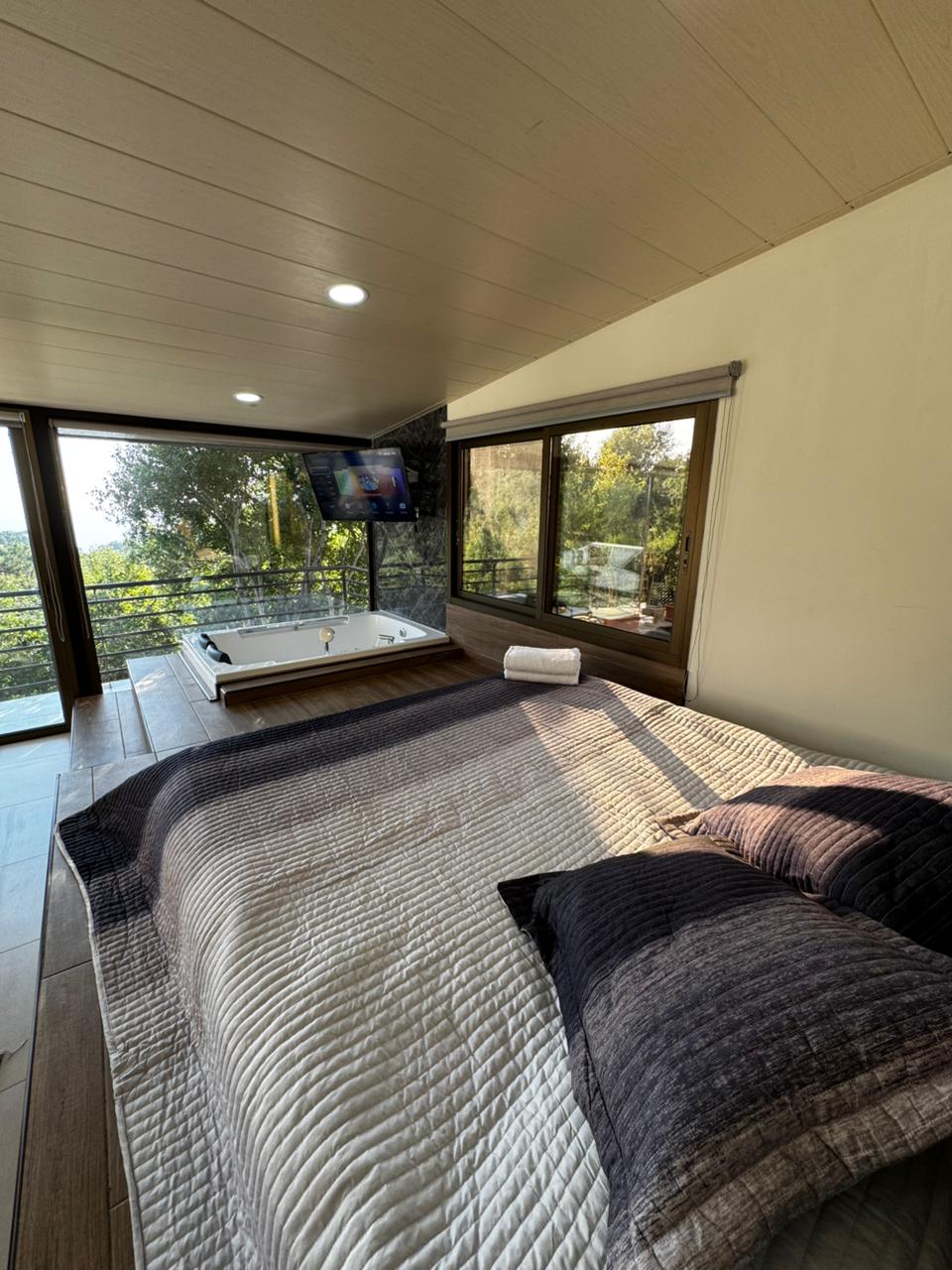 Aroma Chalet with Jacuzzi – Ghedras, Jbeil