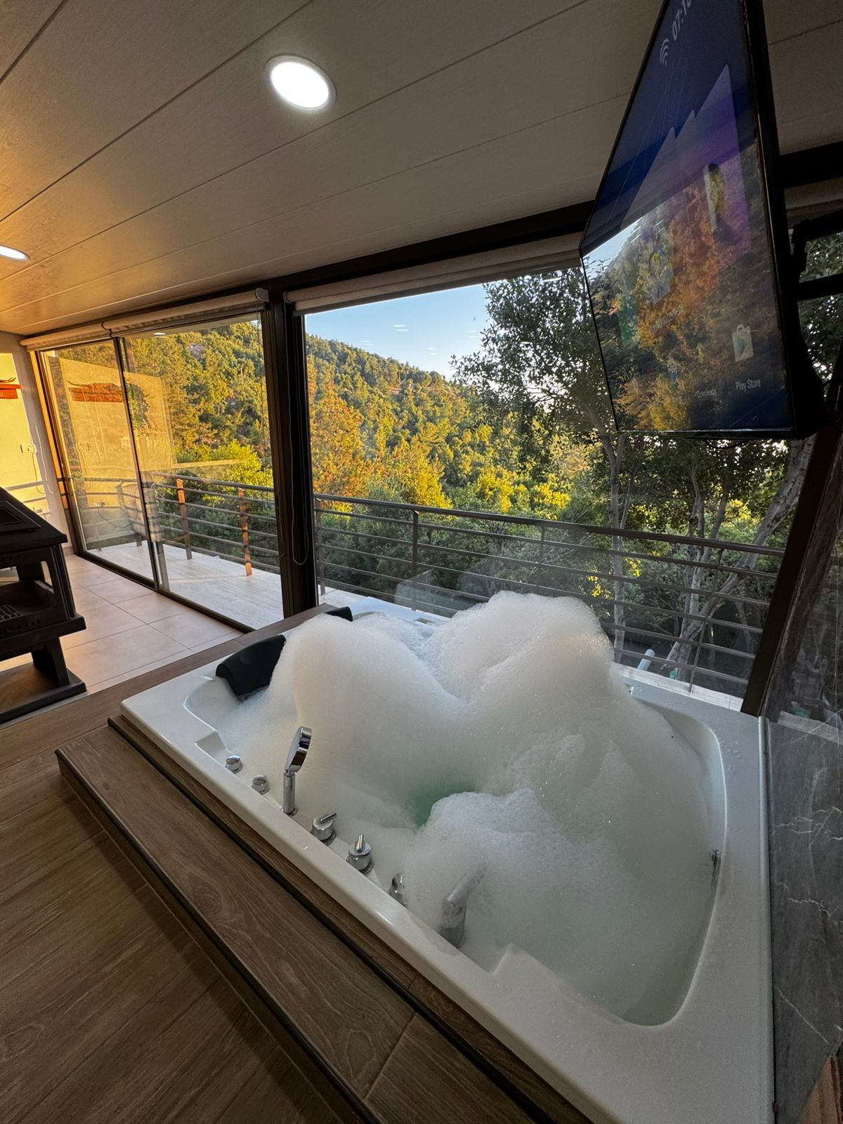 Aroma Chalet with Jacuzzi – Ghedras, Jbeil