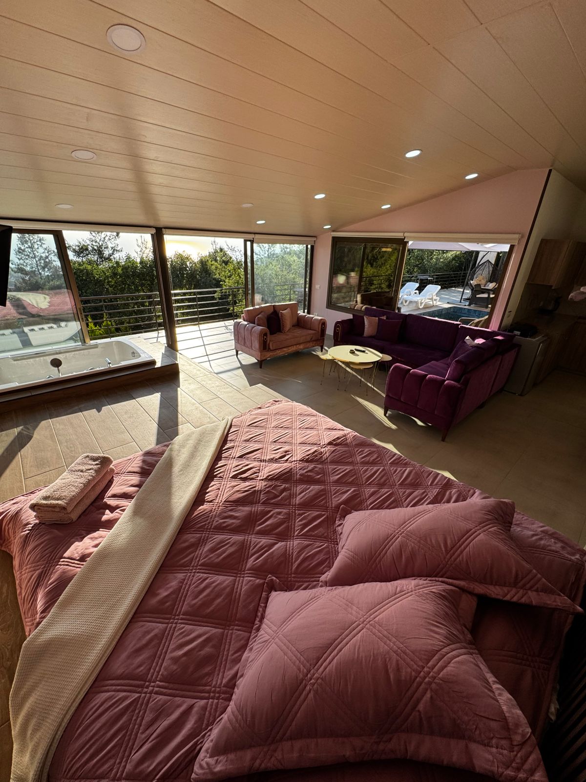 Lavender House (2 chalets) with Private Pool – Ghedras, Jbeil