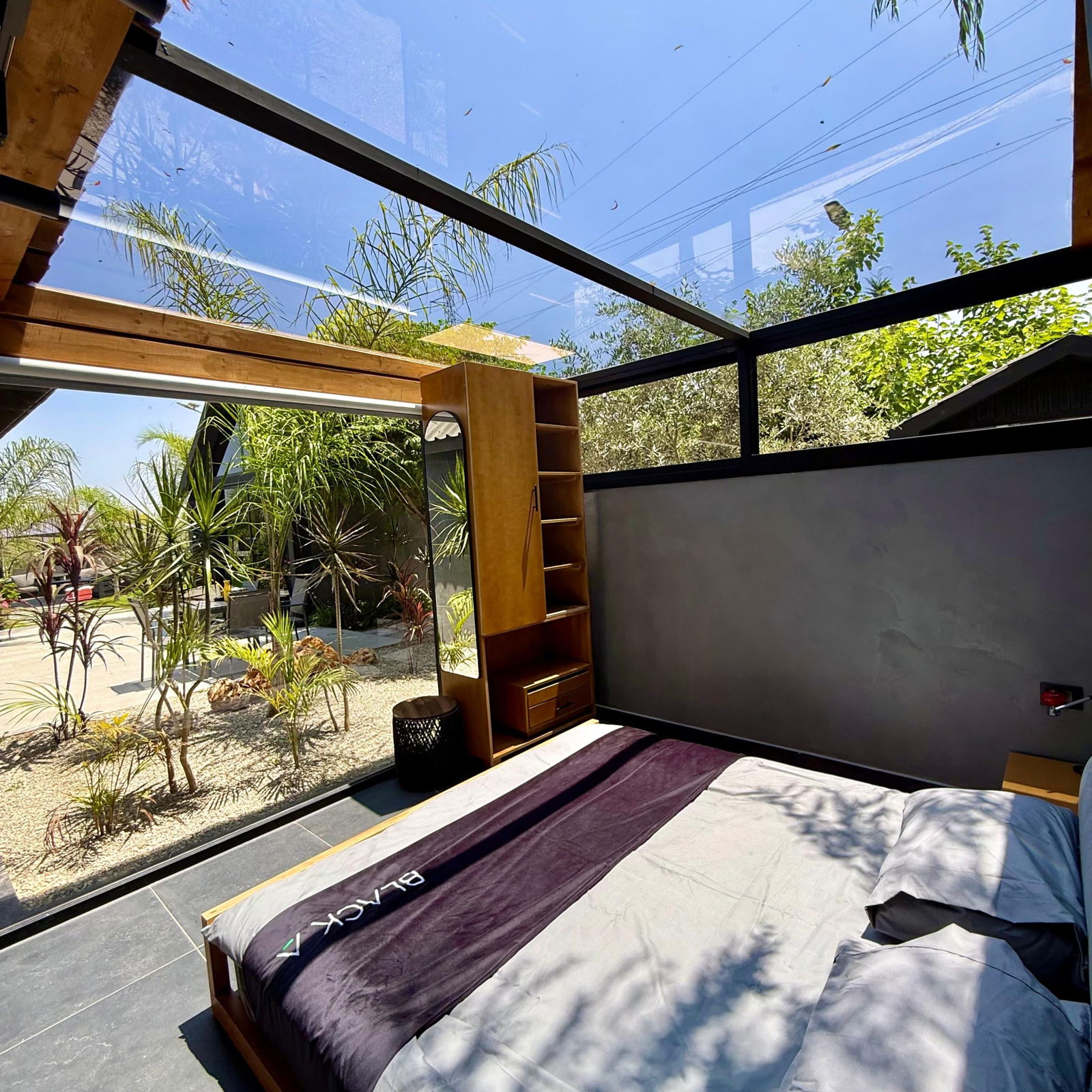 Luxurious Guesthouse with Pool – Bebliyeh, Saida
