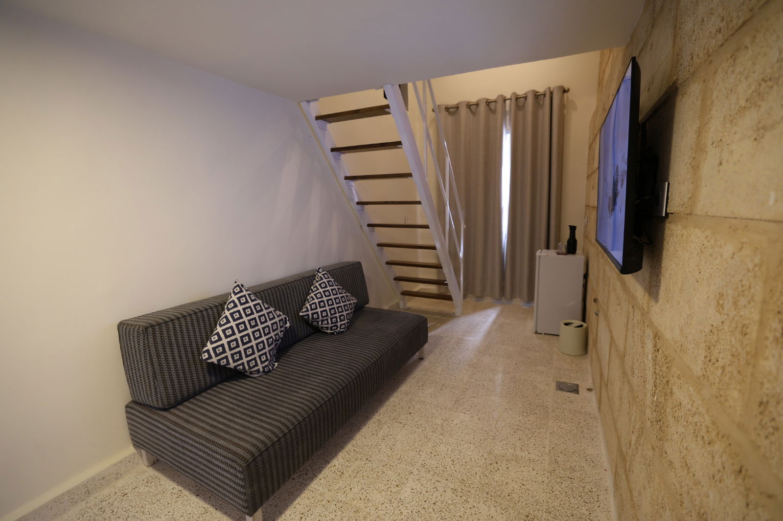 Sea View Room in a Guesthouse – Anfeh