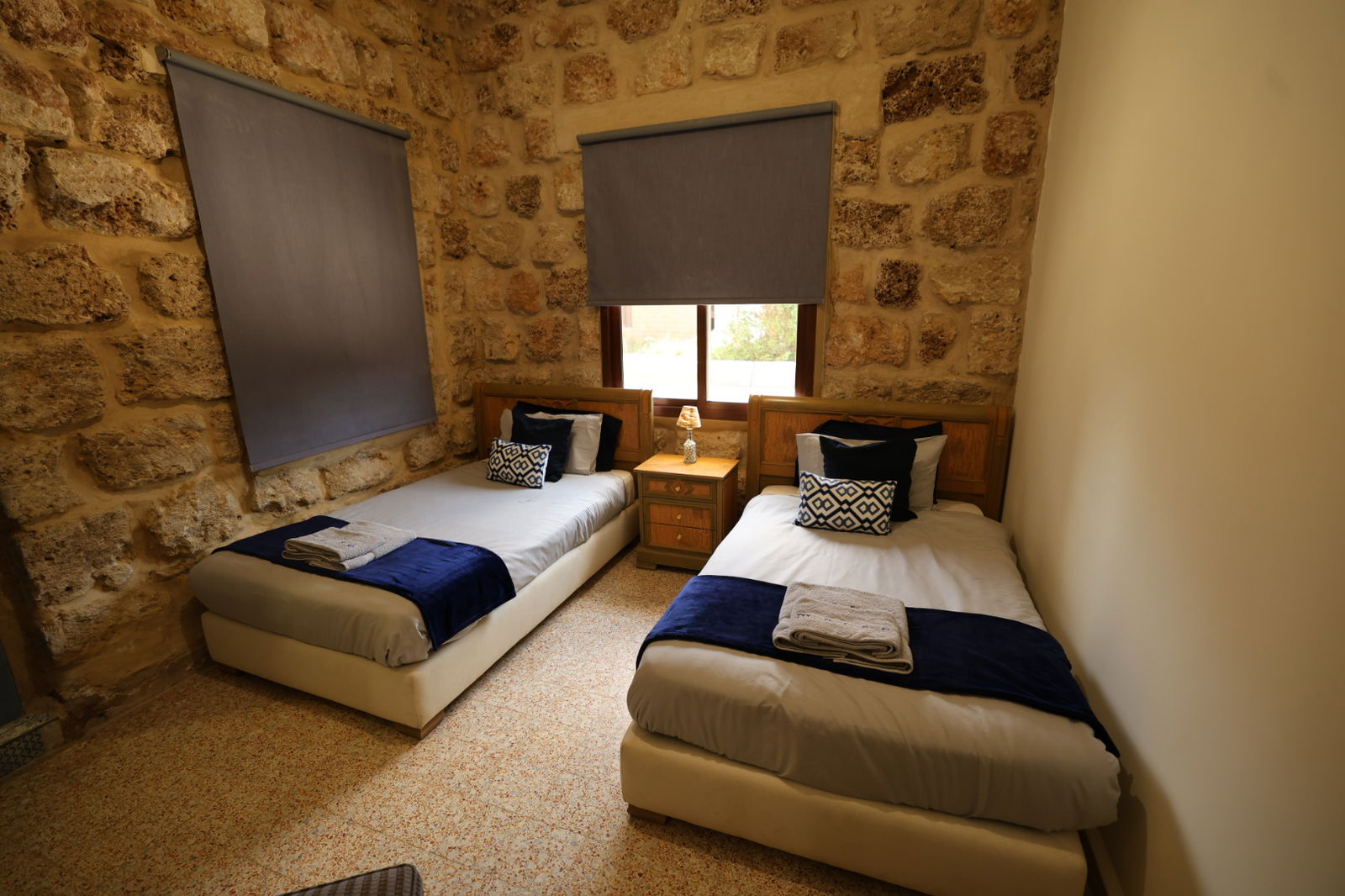 Twin Room in a Guesthouse – Anfeh