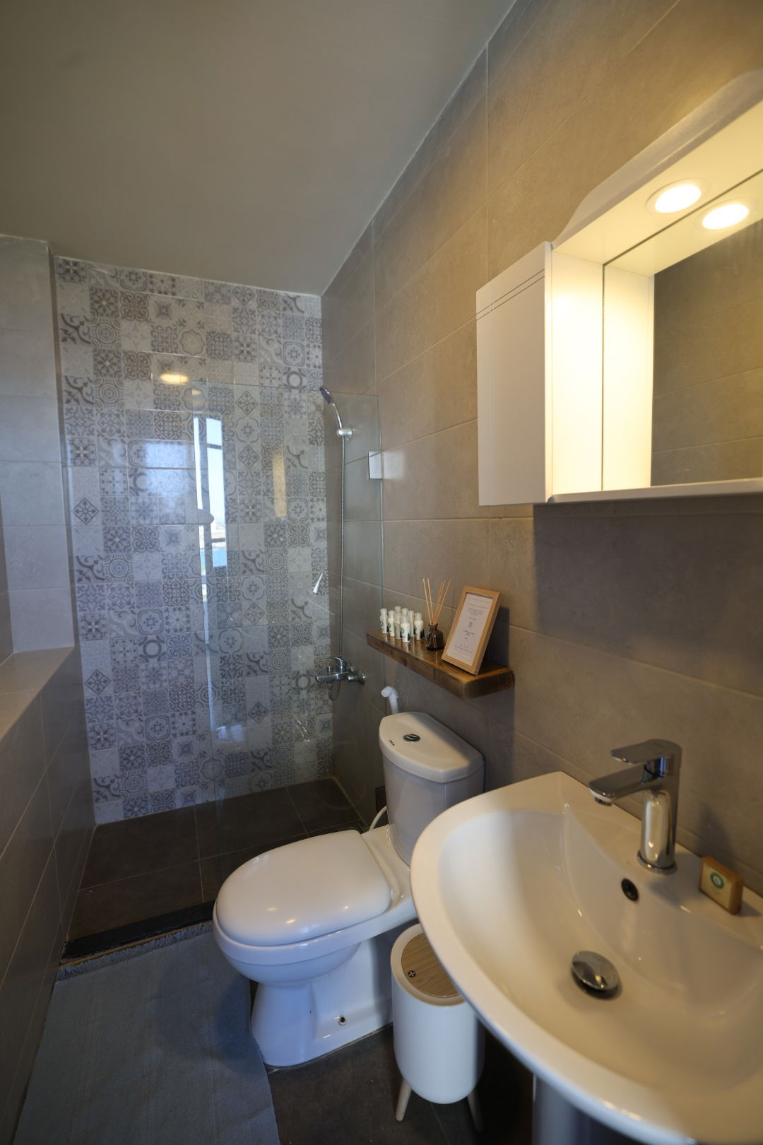 Sea View Room in a Guesthouse – Anfeh
