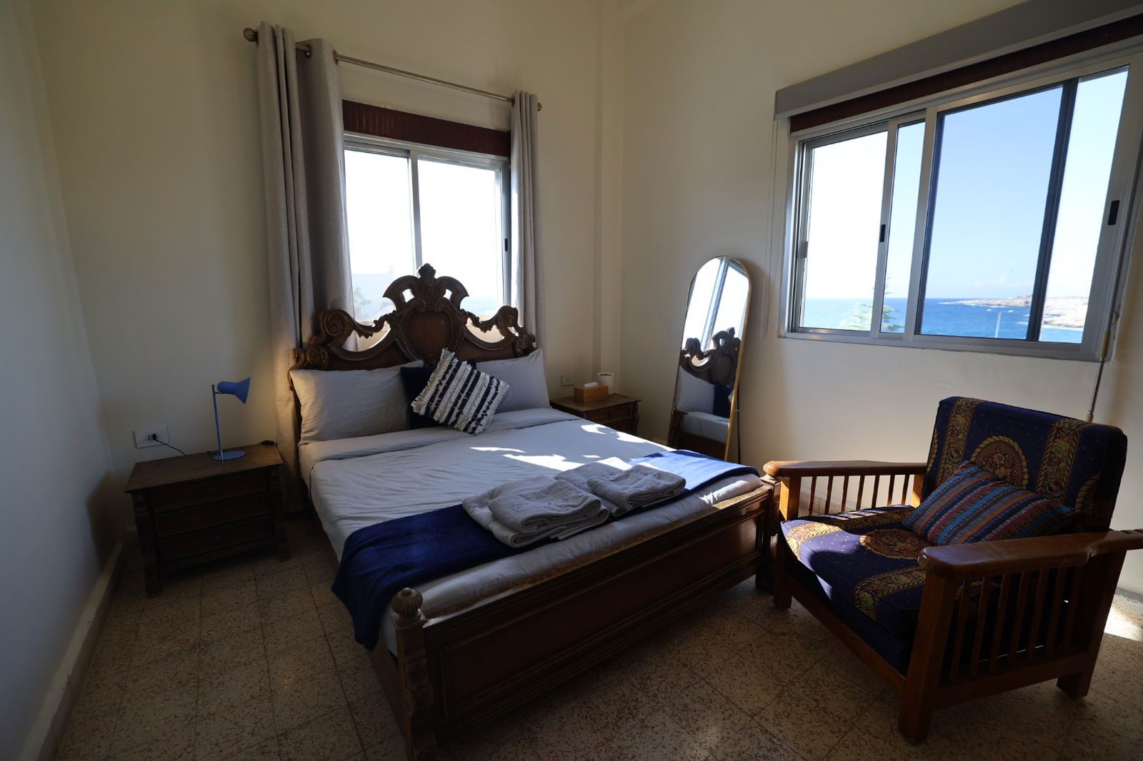 Sea View Suite in a Guesthouse – Anfeh