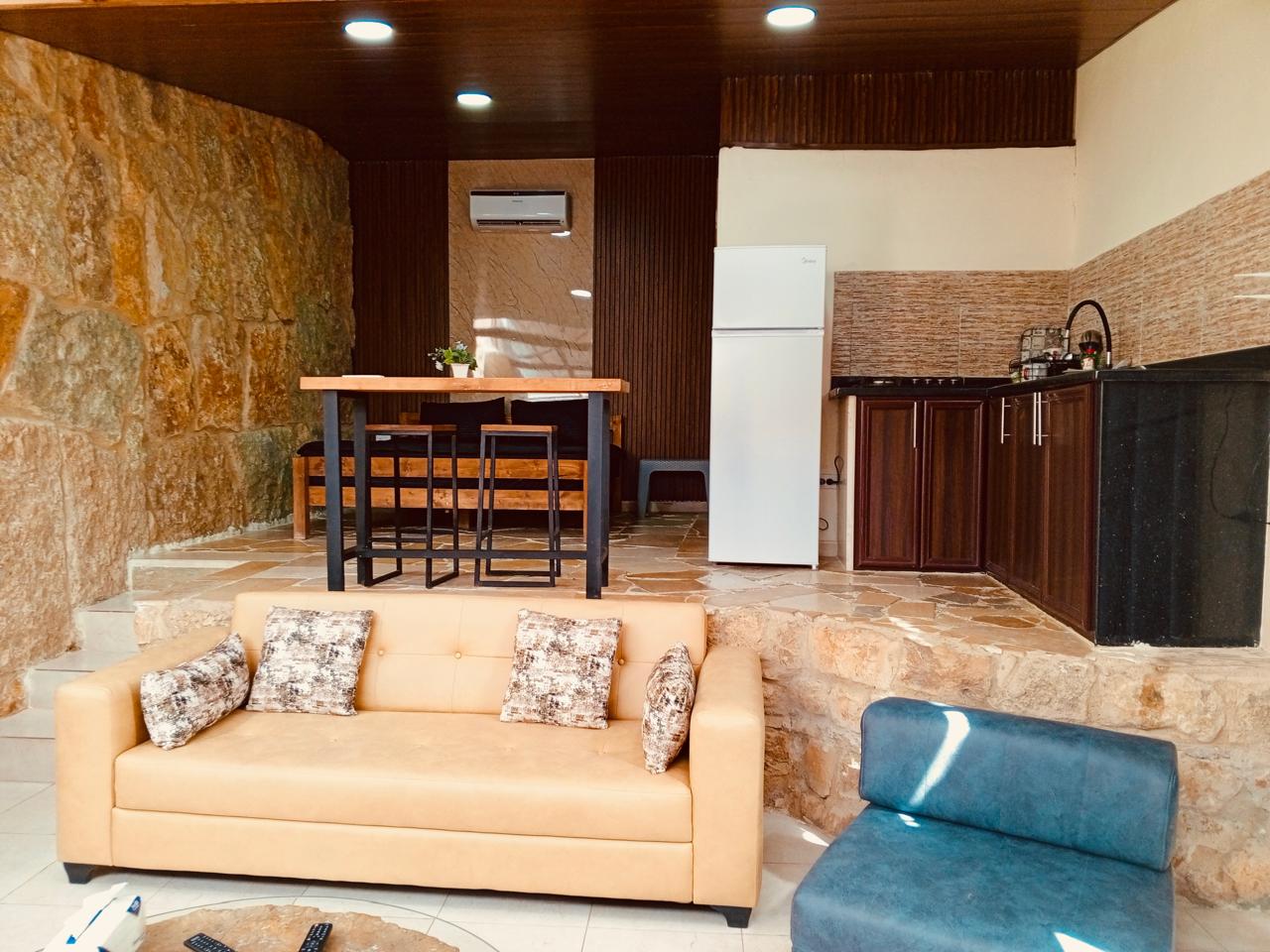 Guesthouse with Private Pool – Kfarmatta, Chouf