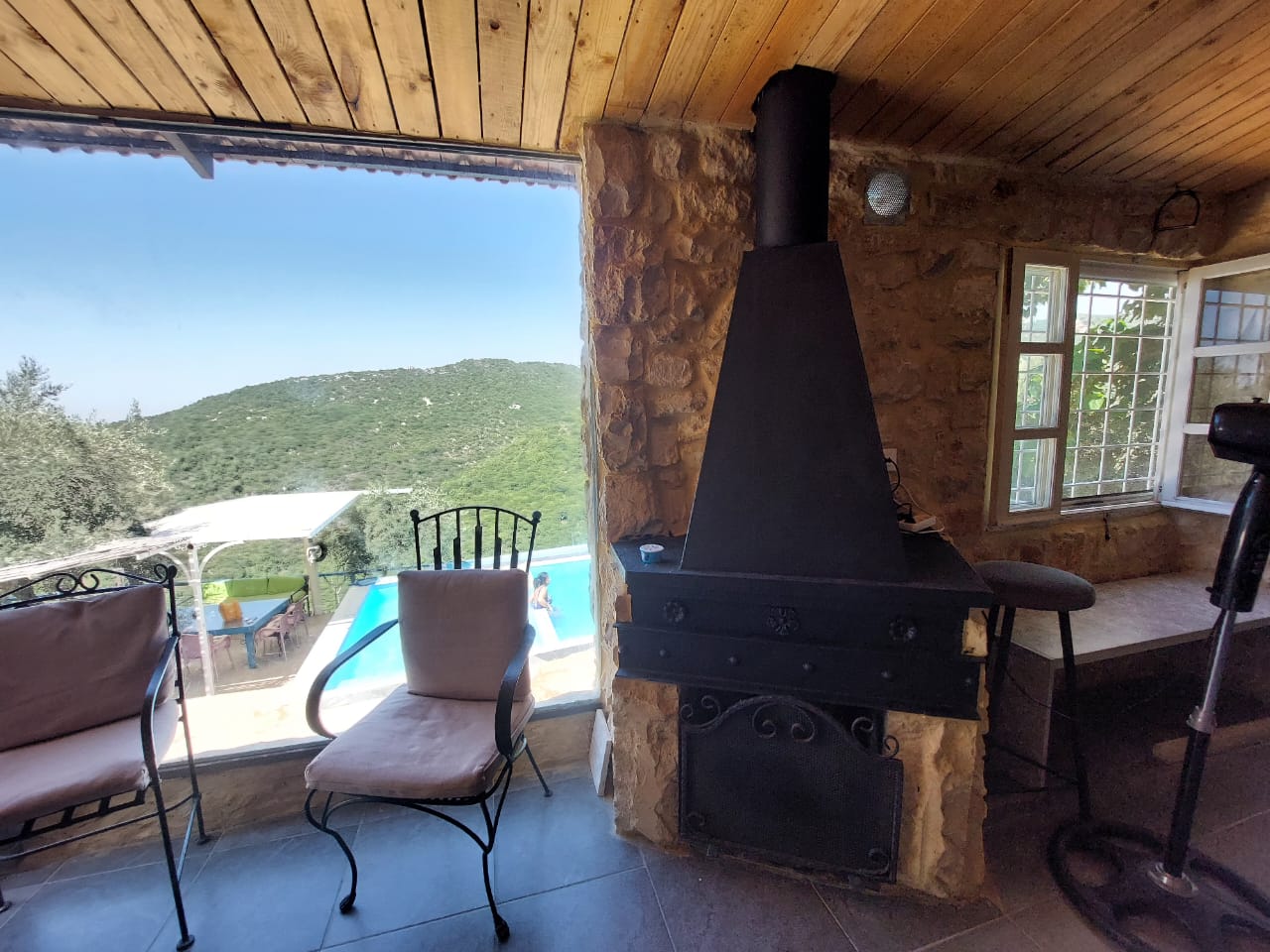 Chalet with Private Pool – Jrabta, Batroun