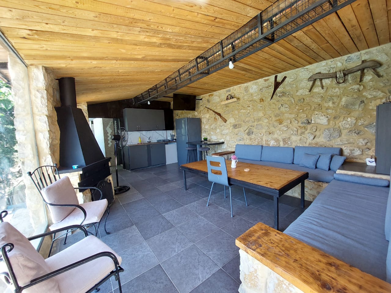 Chalet with Private Pool – Jrabta, Batroun