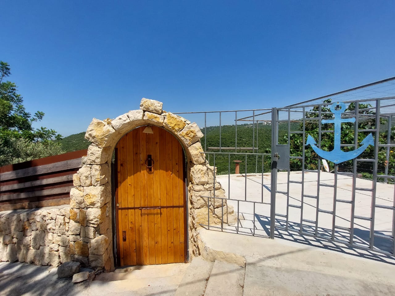 Chalet with Private Pool – Jrabta, Batroun