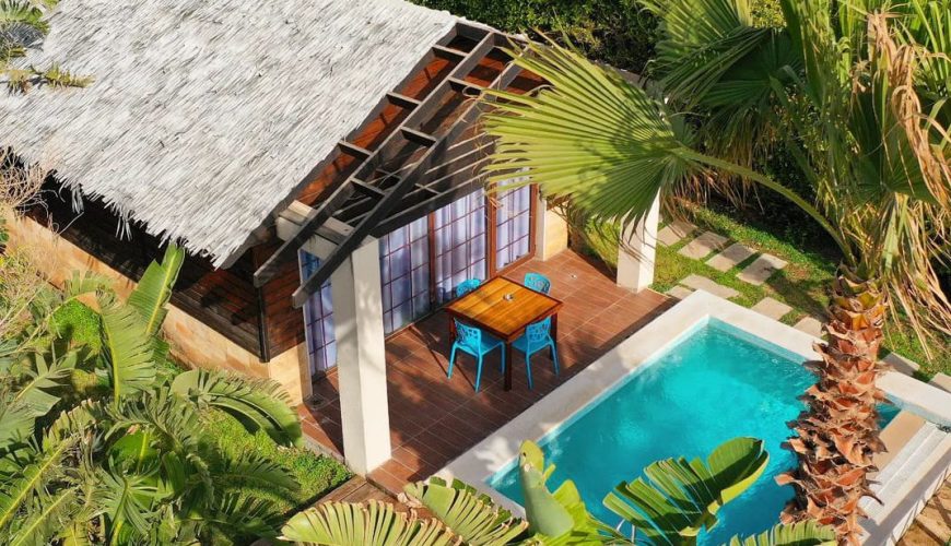VIP Bungalow in a Beach Resort – Sour