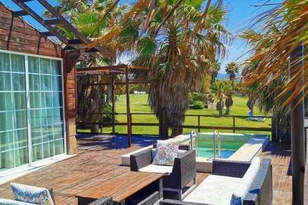 Royal Bungalow in a Beach Resort – Sour