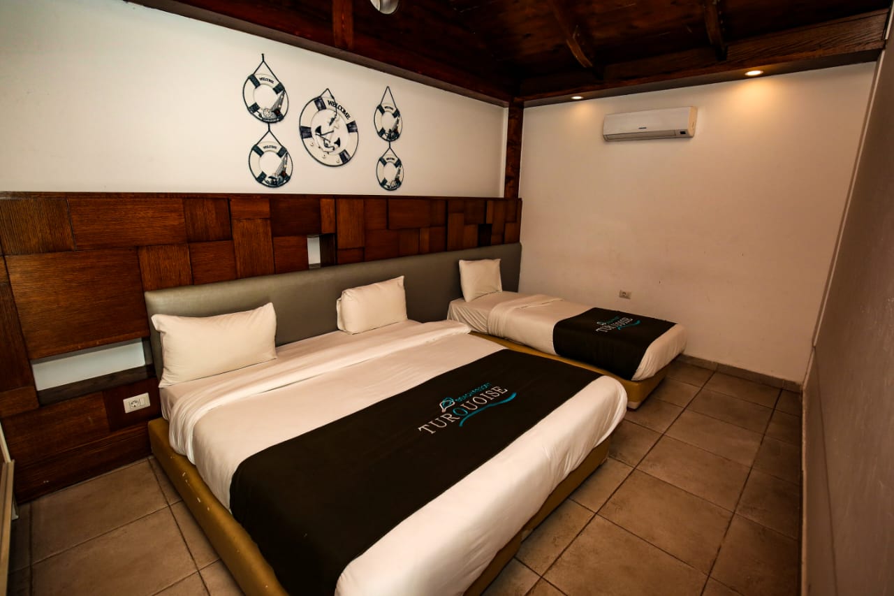 Royal Bungalow in a Beach Resort – Sour