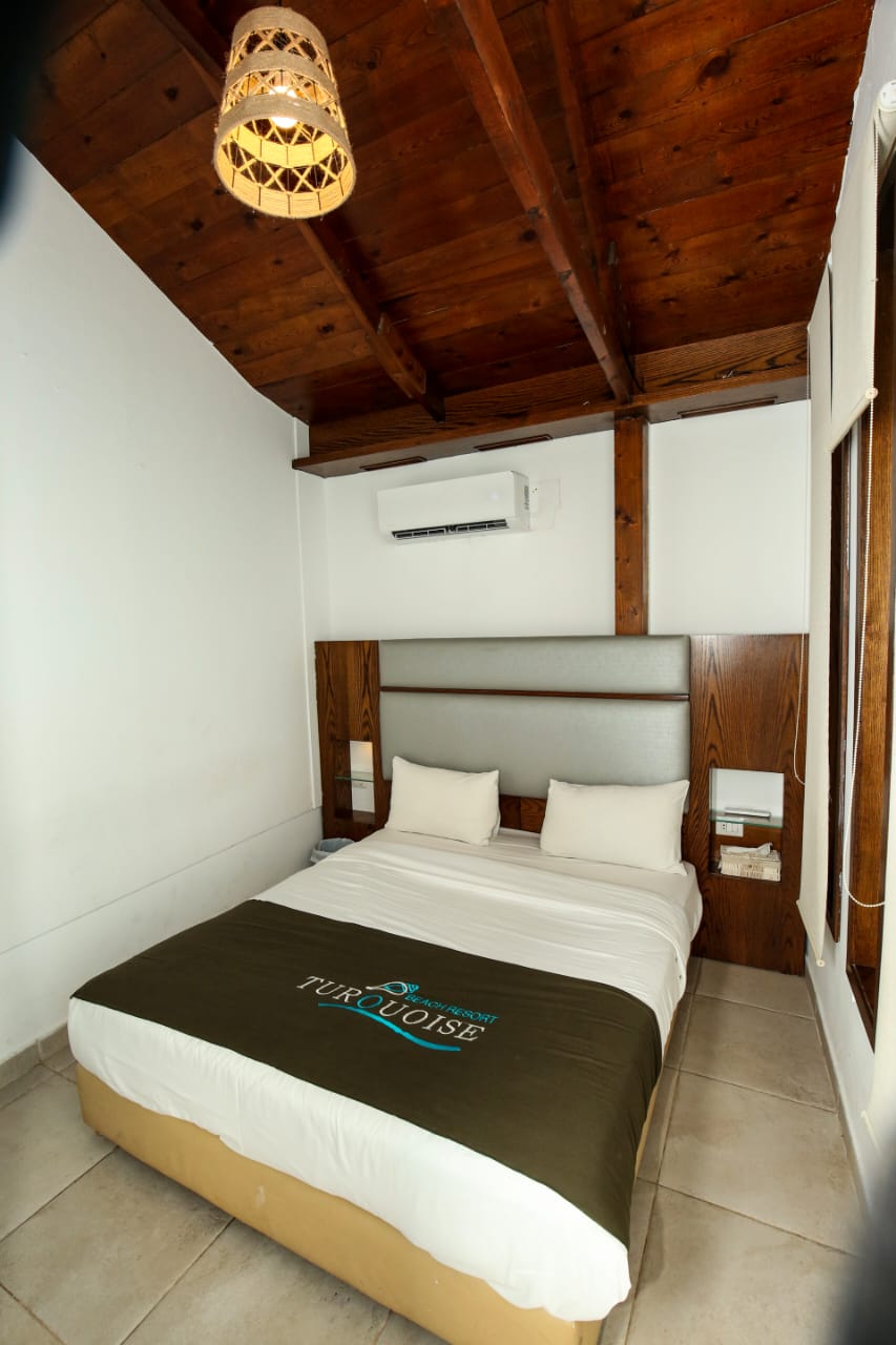 Royal Bungalow in a Beach Resort – Sour