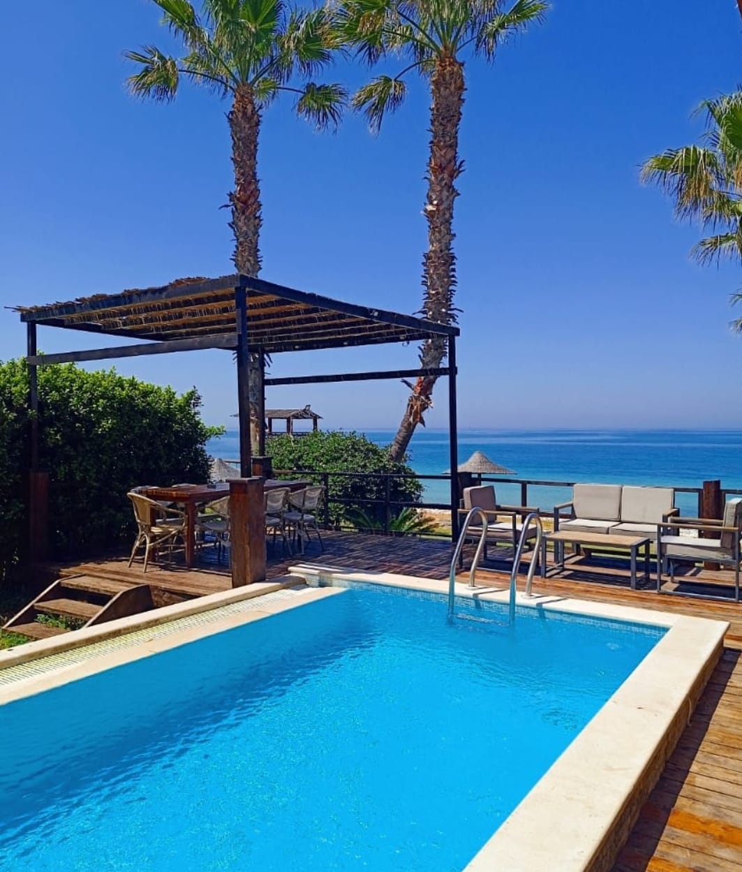 Family Bungalow in a Beach Resort – Sour