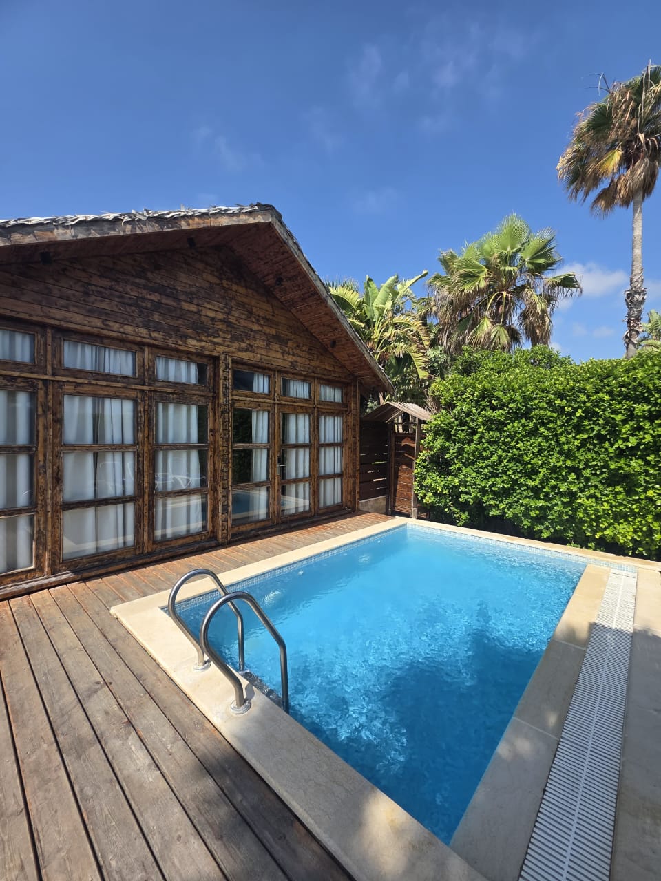 Family Bungalow in a Beach Resort – Sour
