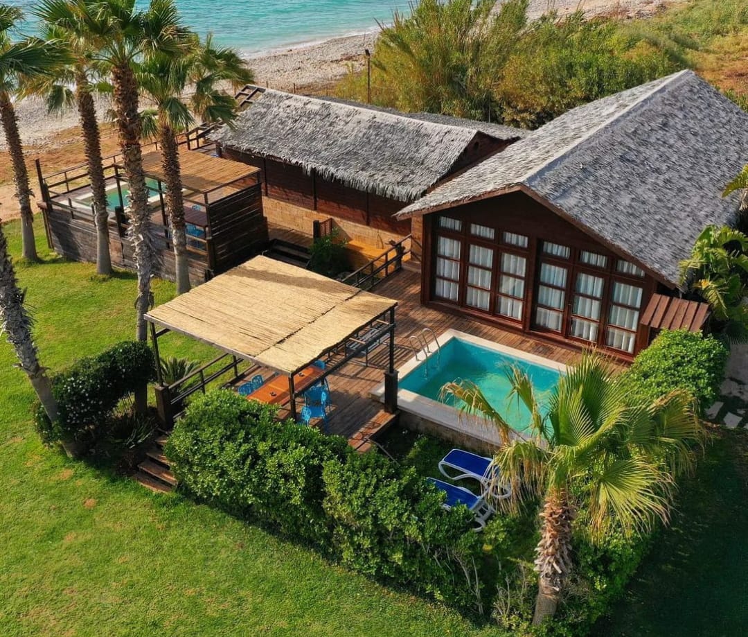 Family Bungalow in a Beach Resort – Sour