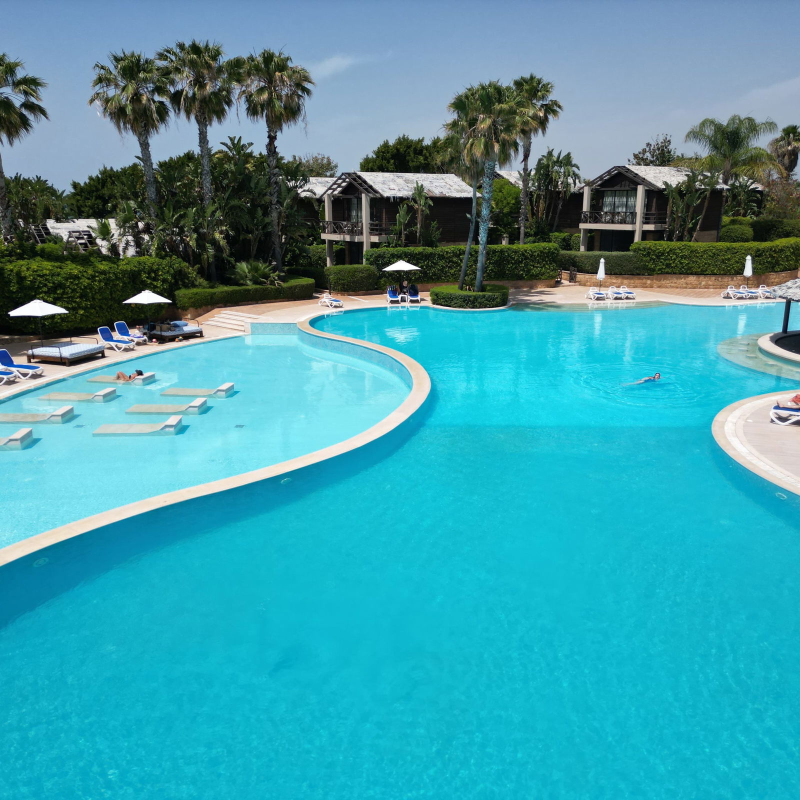 Family Bungalow in a Beach Resort – Sour
