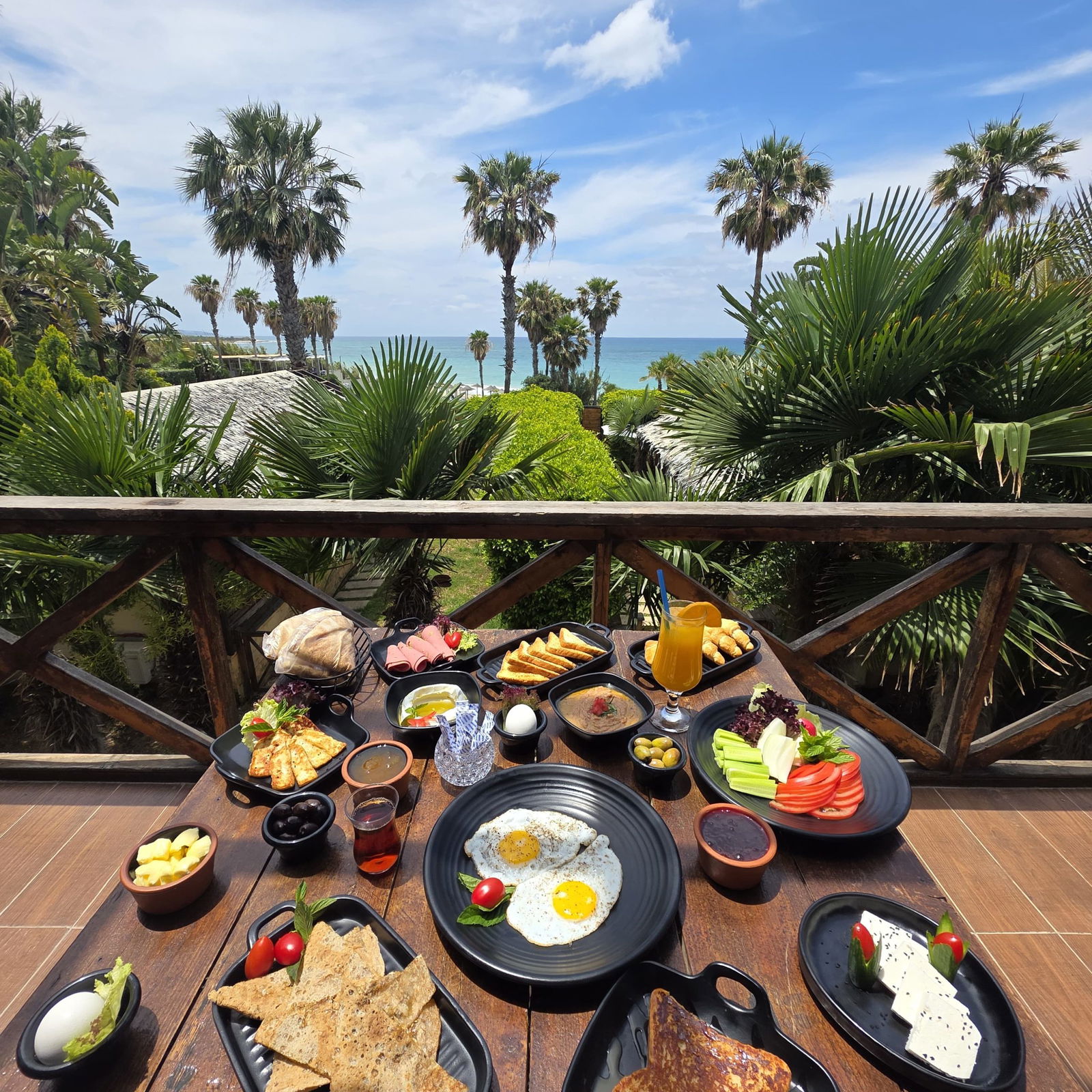 Family Bungalow in a Beach Resort – Sour