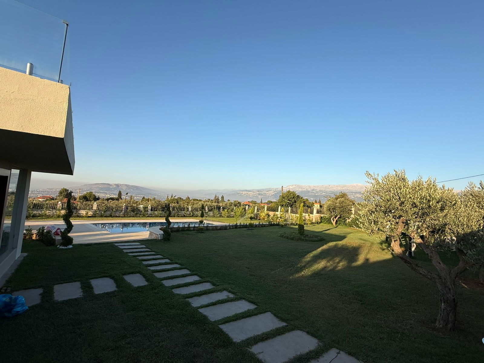 Private Pool for Day Use – Batroumine, Koura