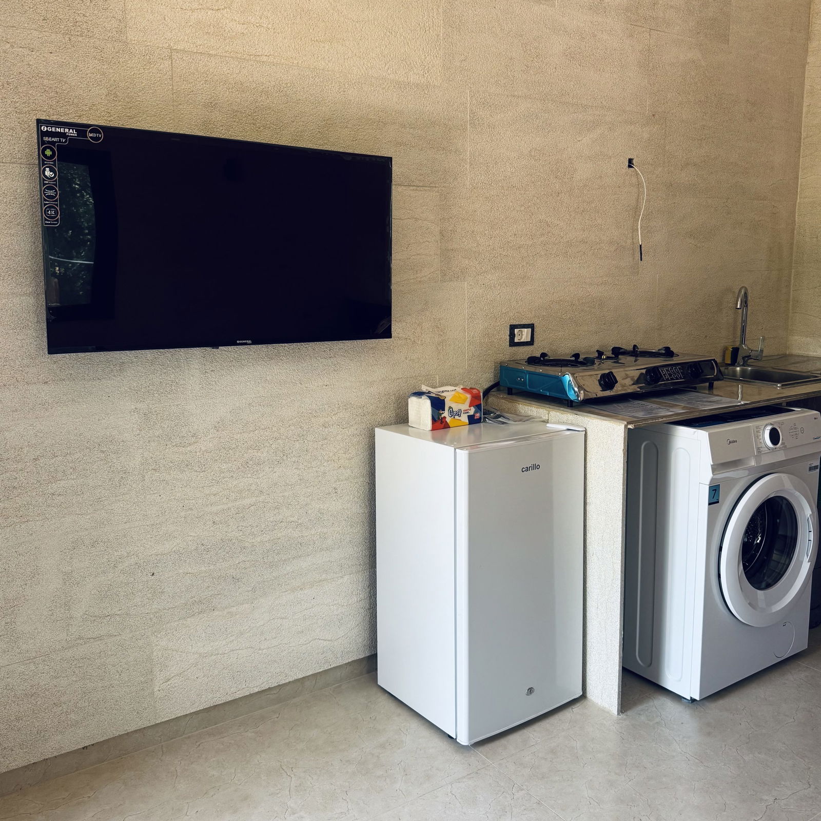 Bungalow with Private Pool – Achqout, Keserwan